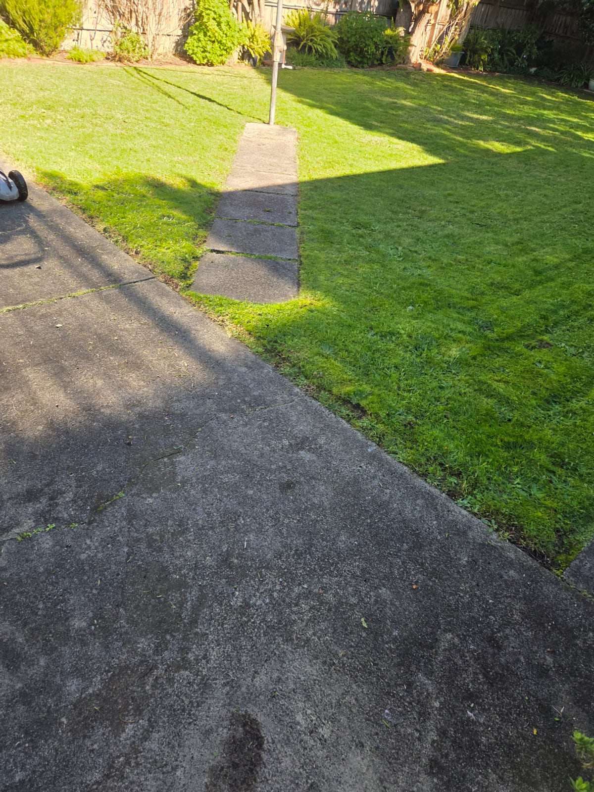 After lawn mowing and edging in Oakleigh South